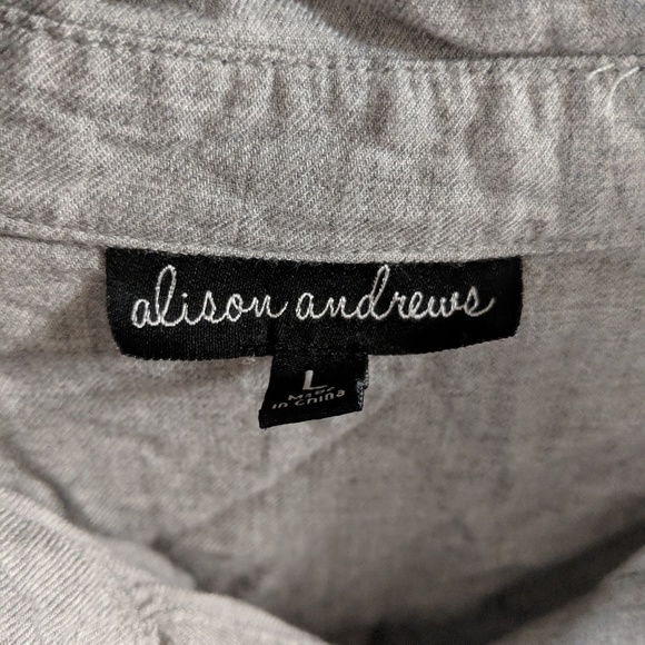 Allison Andrews distressed gray button up - Picture 3 of 3